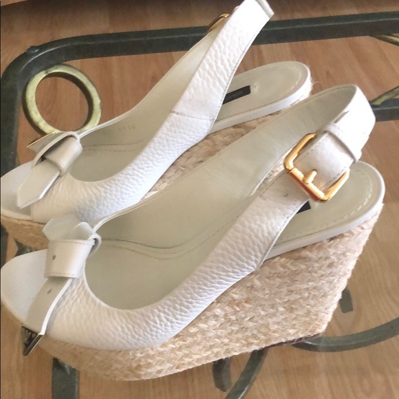 LV authentic shoes almost new - Picture 3 of 8